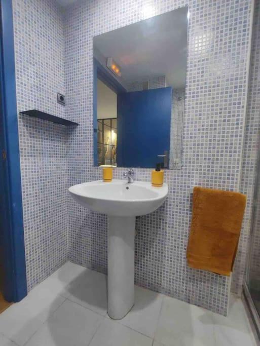Loft Cerca De Calle De Alcala Madrid Kültér fotó